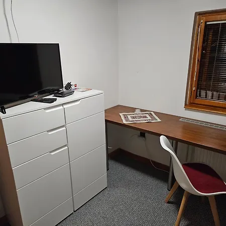 홈스테이 Kamila 타란스카 스트르바